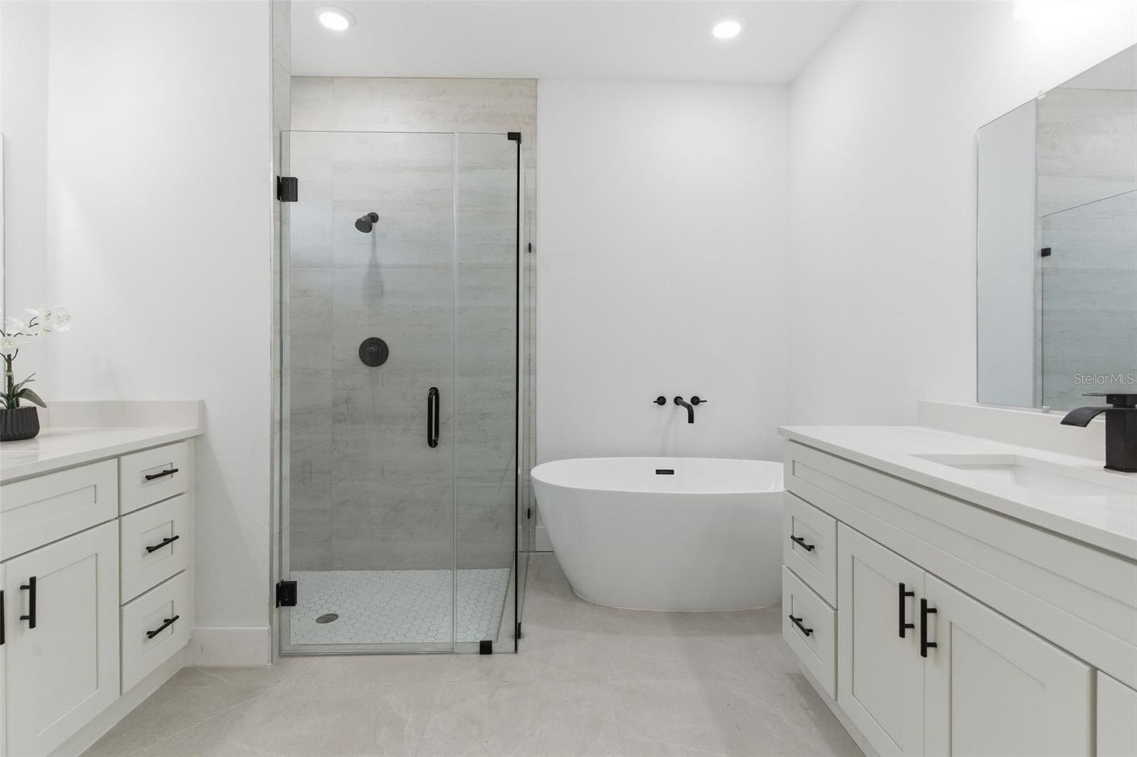 Image 24 of 40 For 20106 Sheldon Street