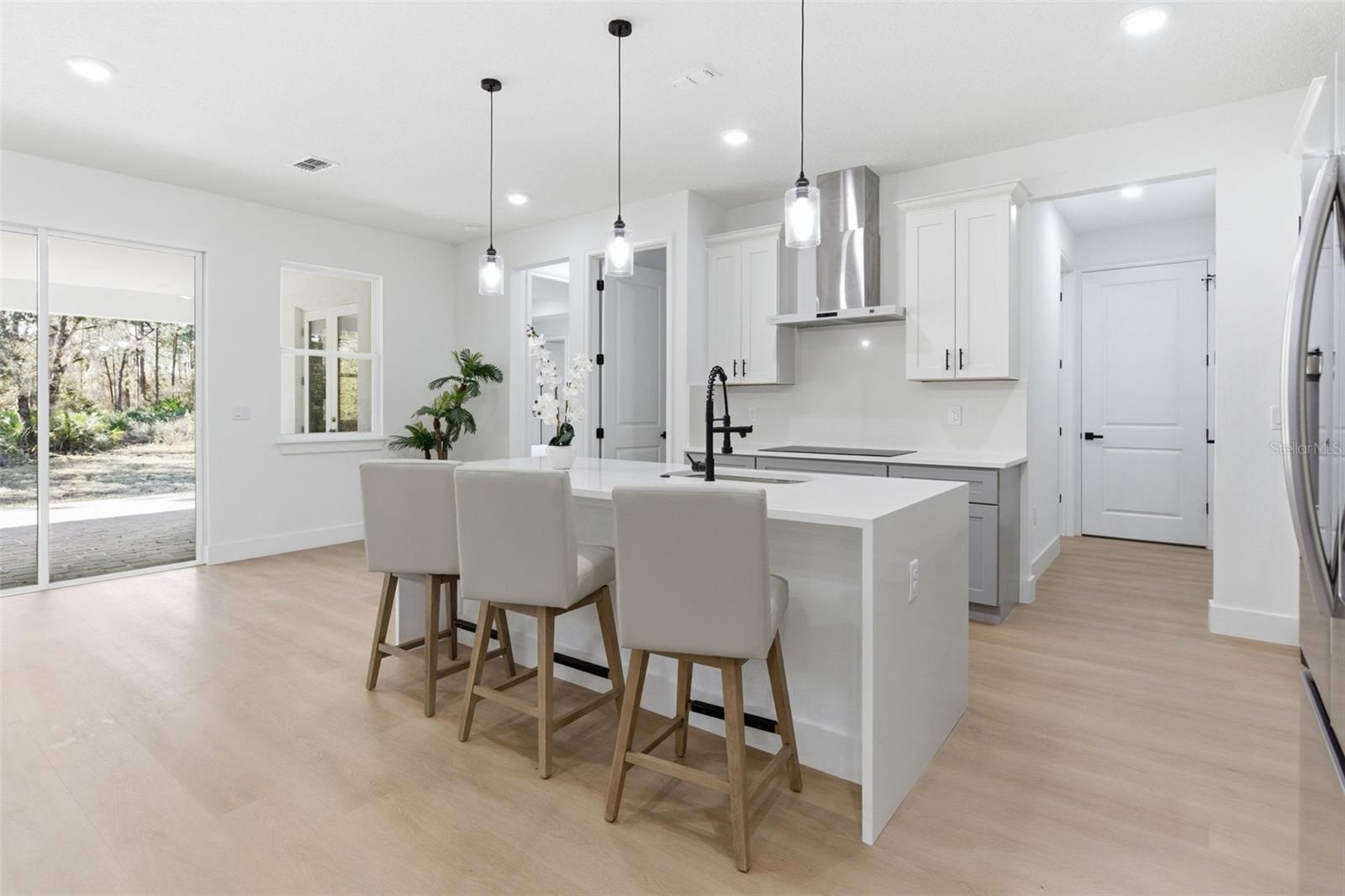 Image 5 of 40 For 20106 Sheldon Street