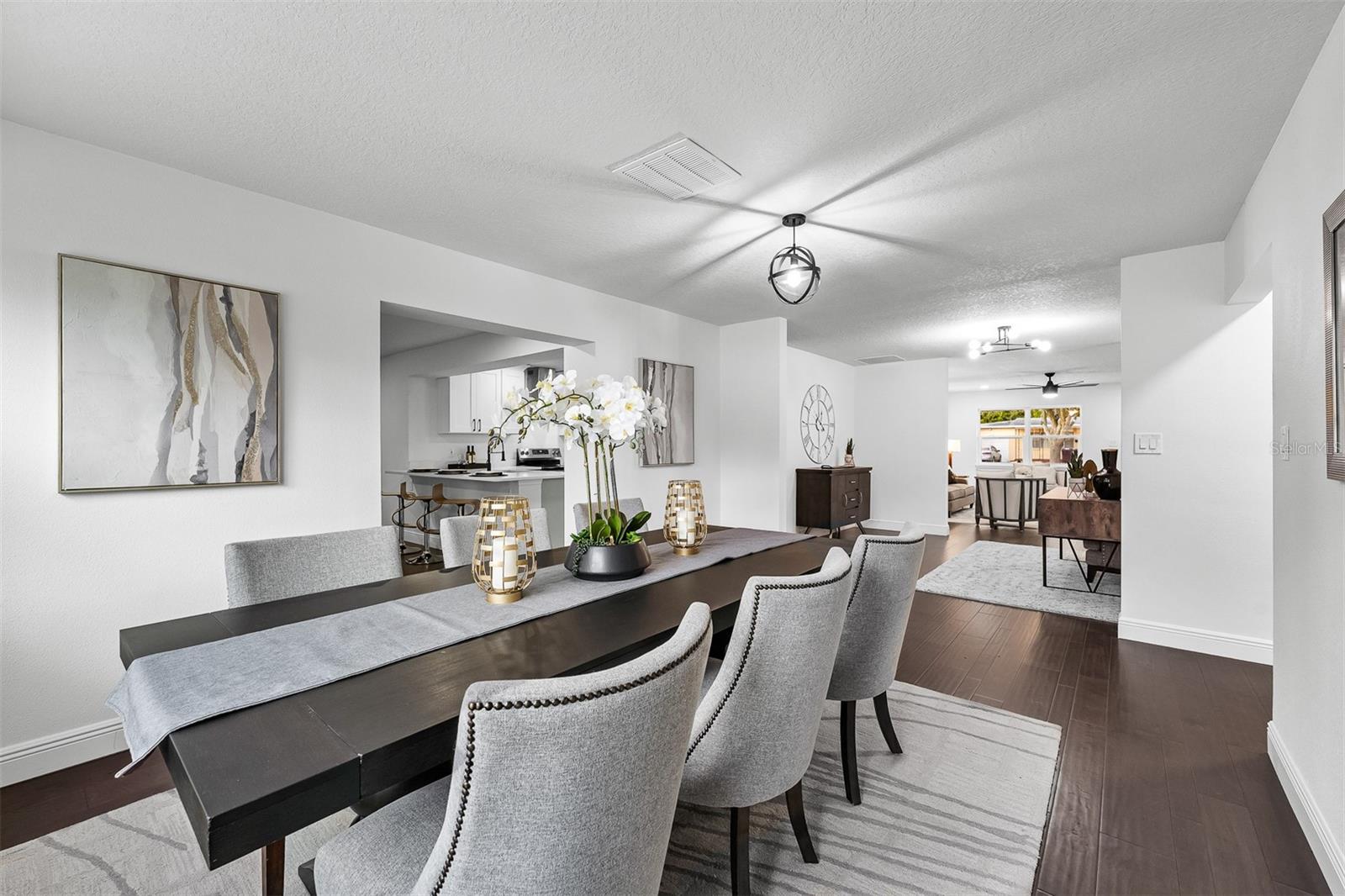 Image 13 of 43 For 3118 Clemwood Street