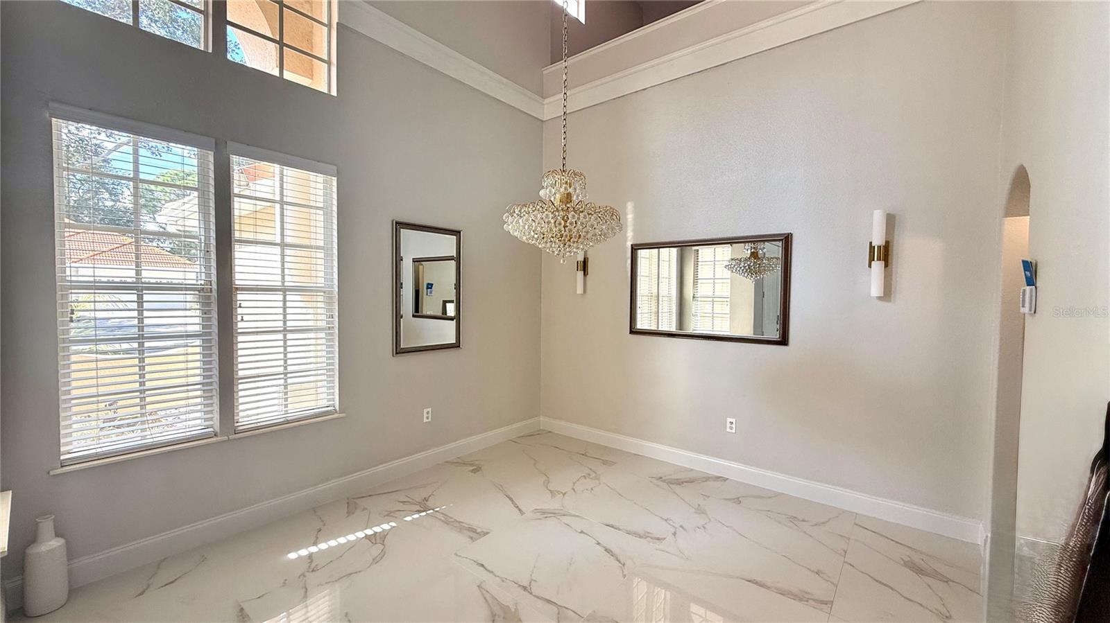 Image 11 of 39 For 9060 Heritage Bay Circle