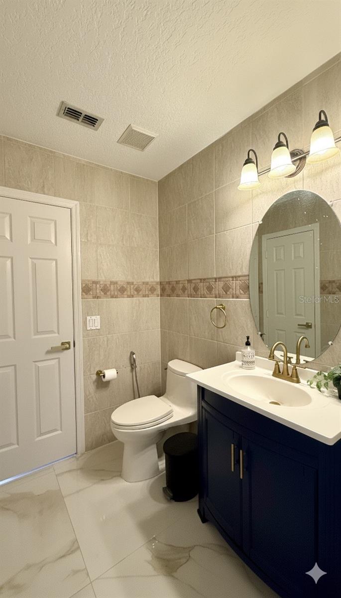 Image 22 of 39 For 9060 Heritage Bay Circle