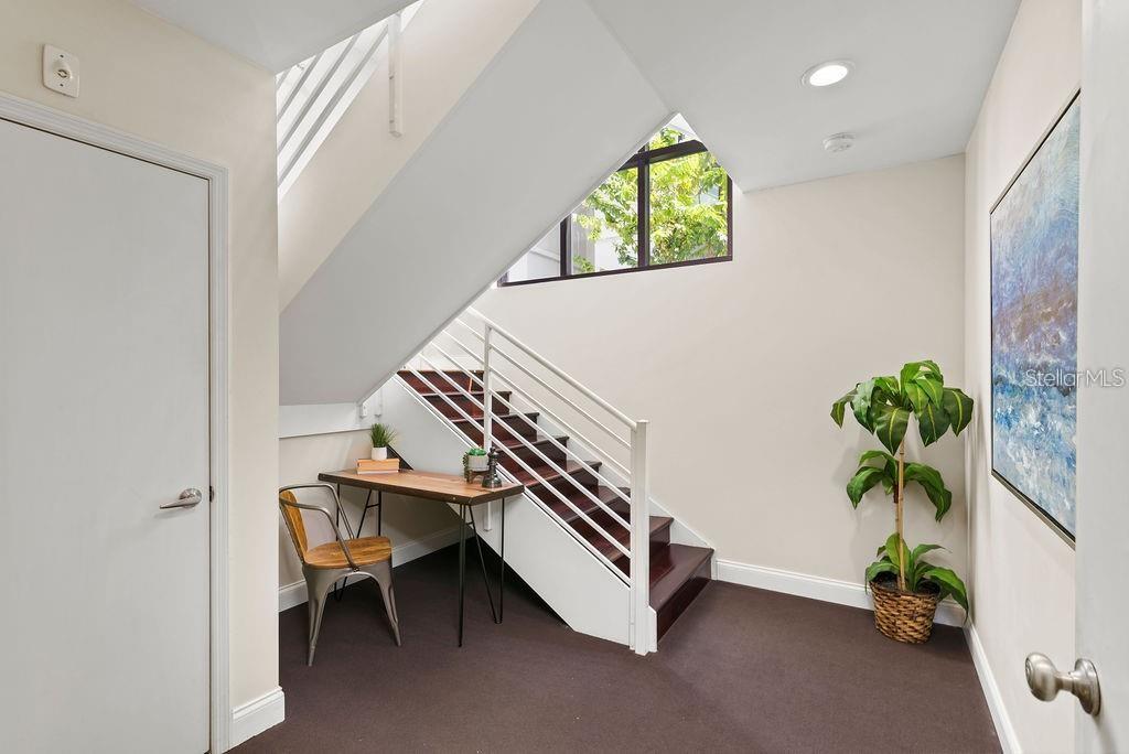 Image 17 of 19 For 350 Osceola Avenue 5