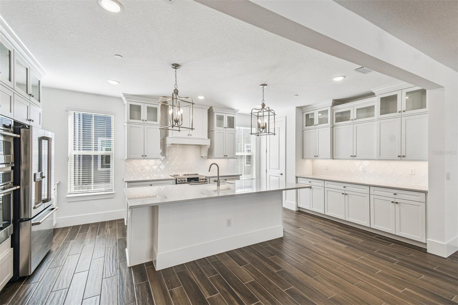 Image 10 of 36 For 1951 Risby Alley