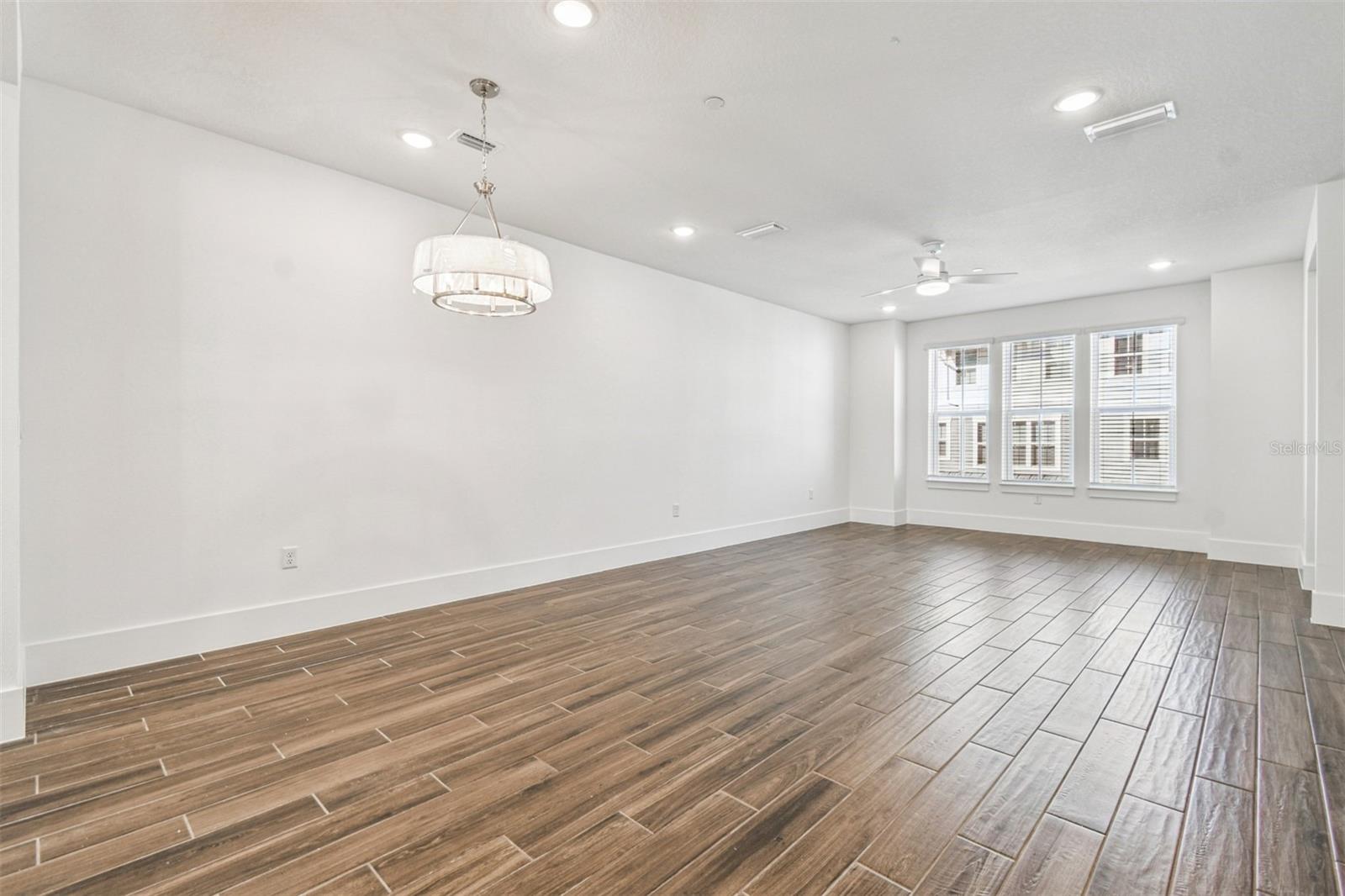 Image 15 of 36 For 1951 Risby Alley