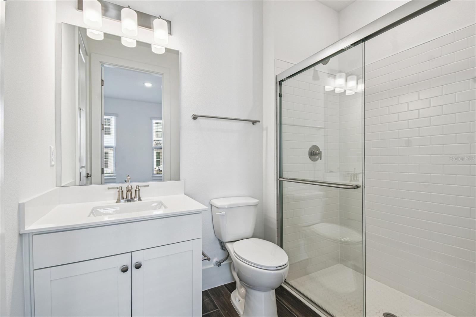 Image 7 of 36 For 1951 Risby Alley