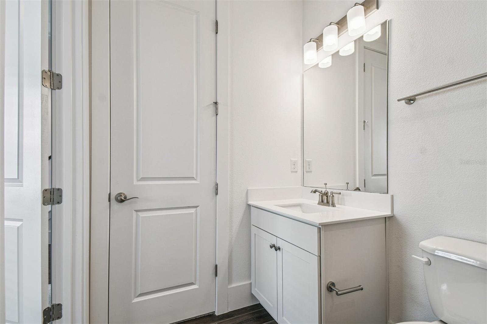 Image 8 of 36 For 1951 Risby Alley