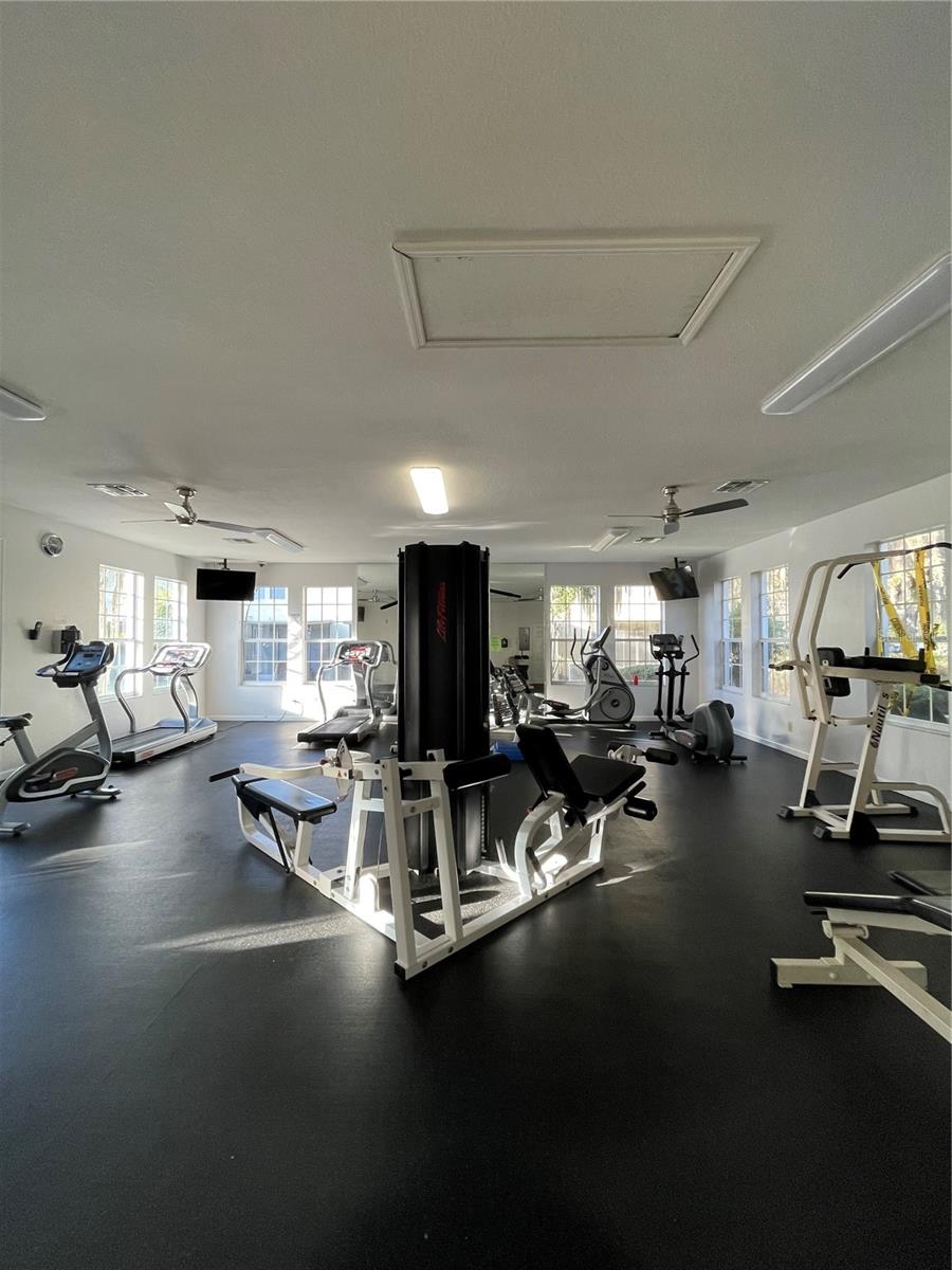 Image 10 of 15 For 6214 Stevenson Drive 110