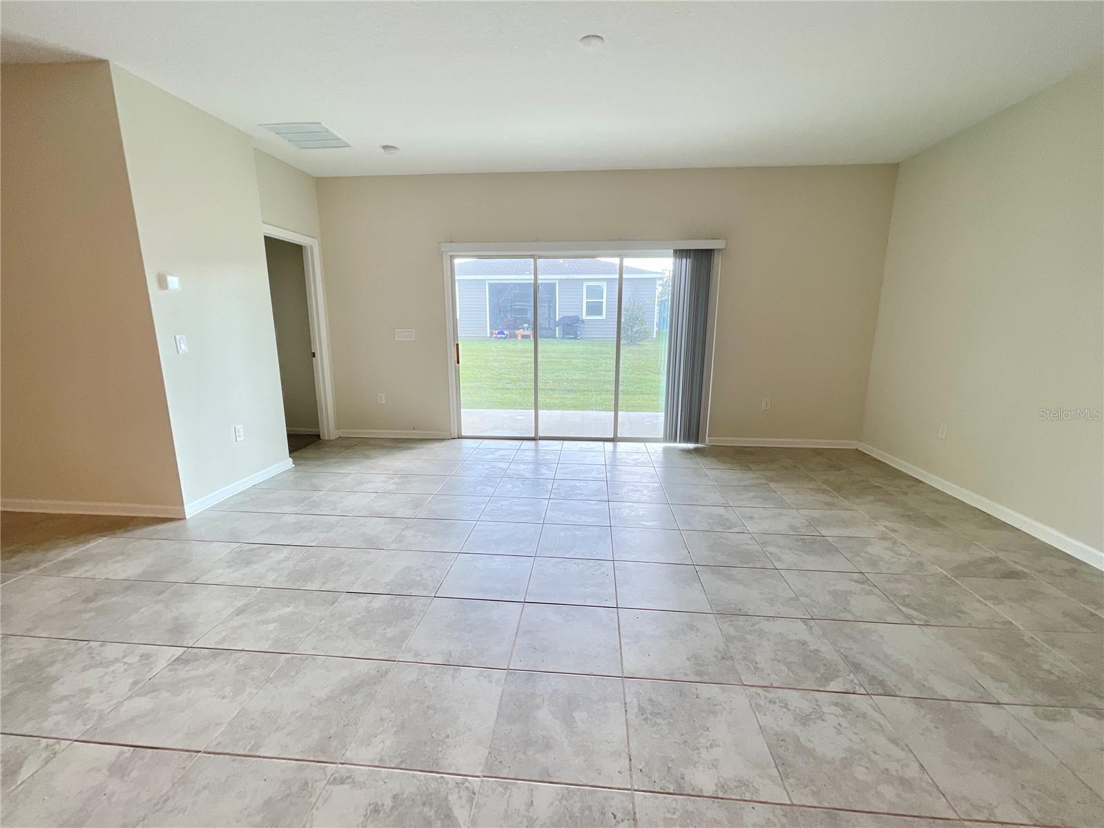 Image 3 of 24 For 4424 Blackbird Street