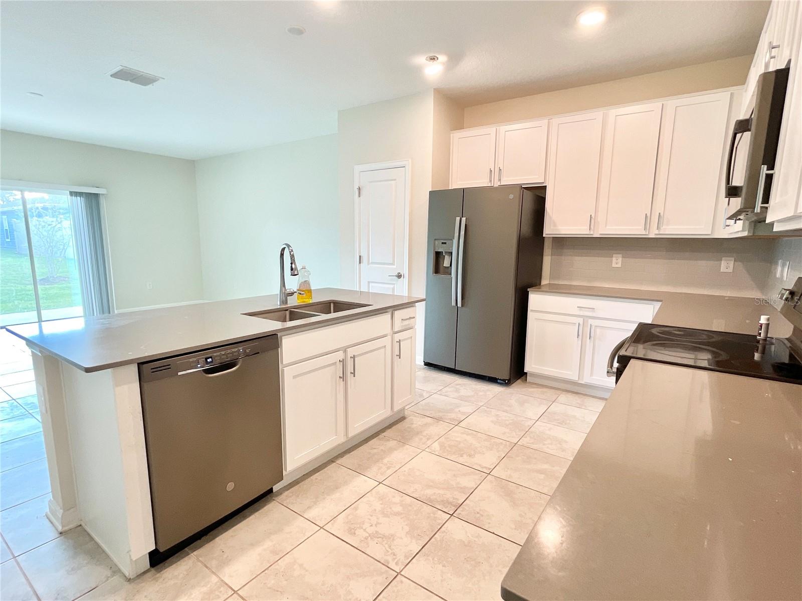 Image 6 of 24 For 4424 Blackbird Street