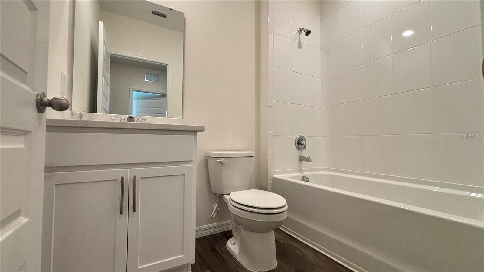 Image 20 of 34 For 1676 Hummingbird Road