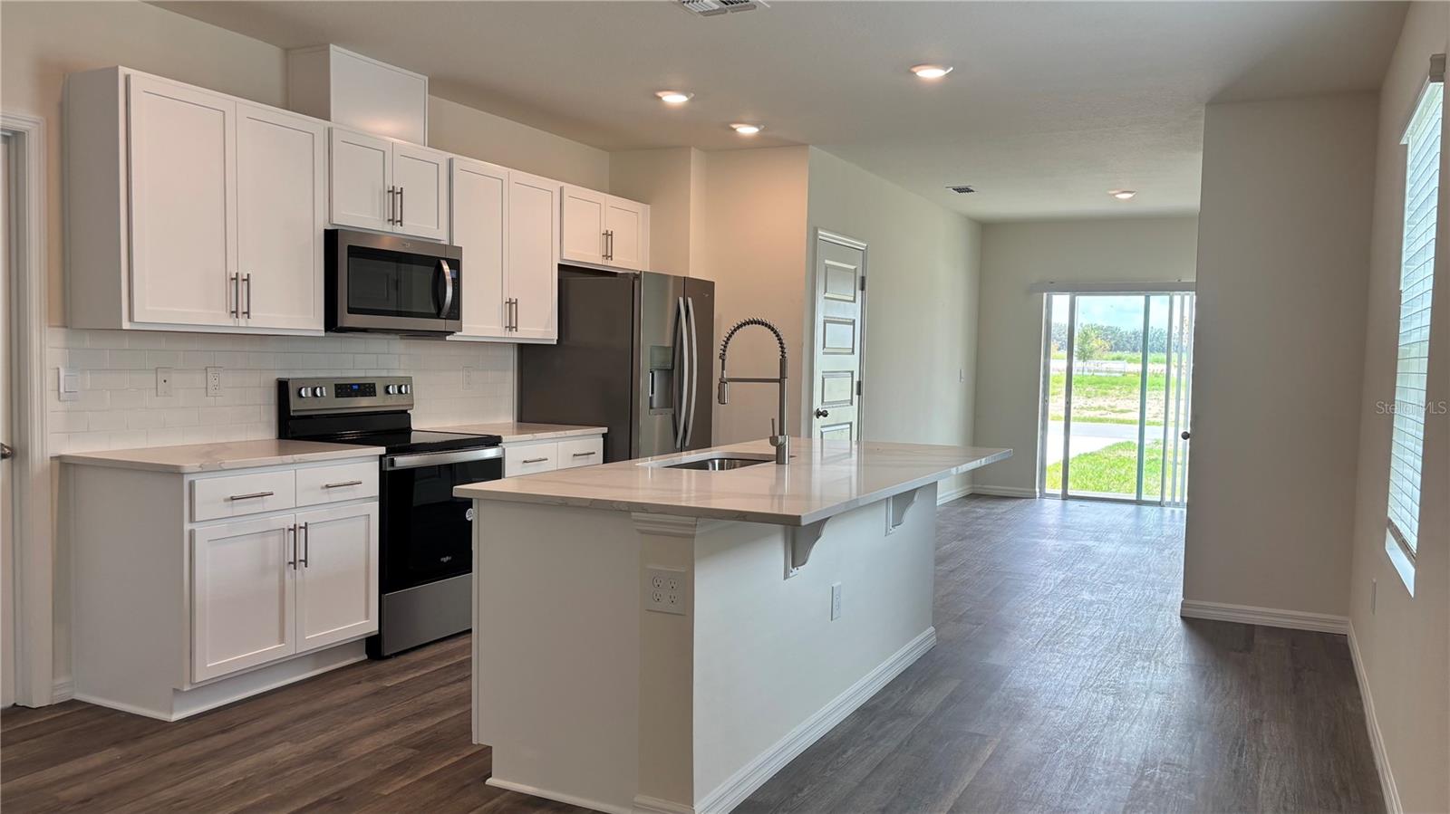 Image 31 of 34 For 1676 Hummingbird Road