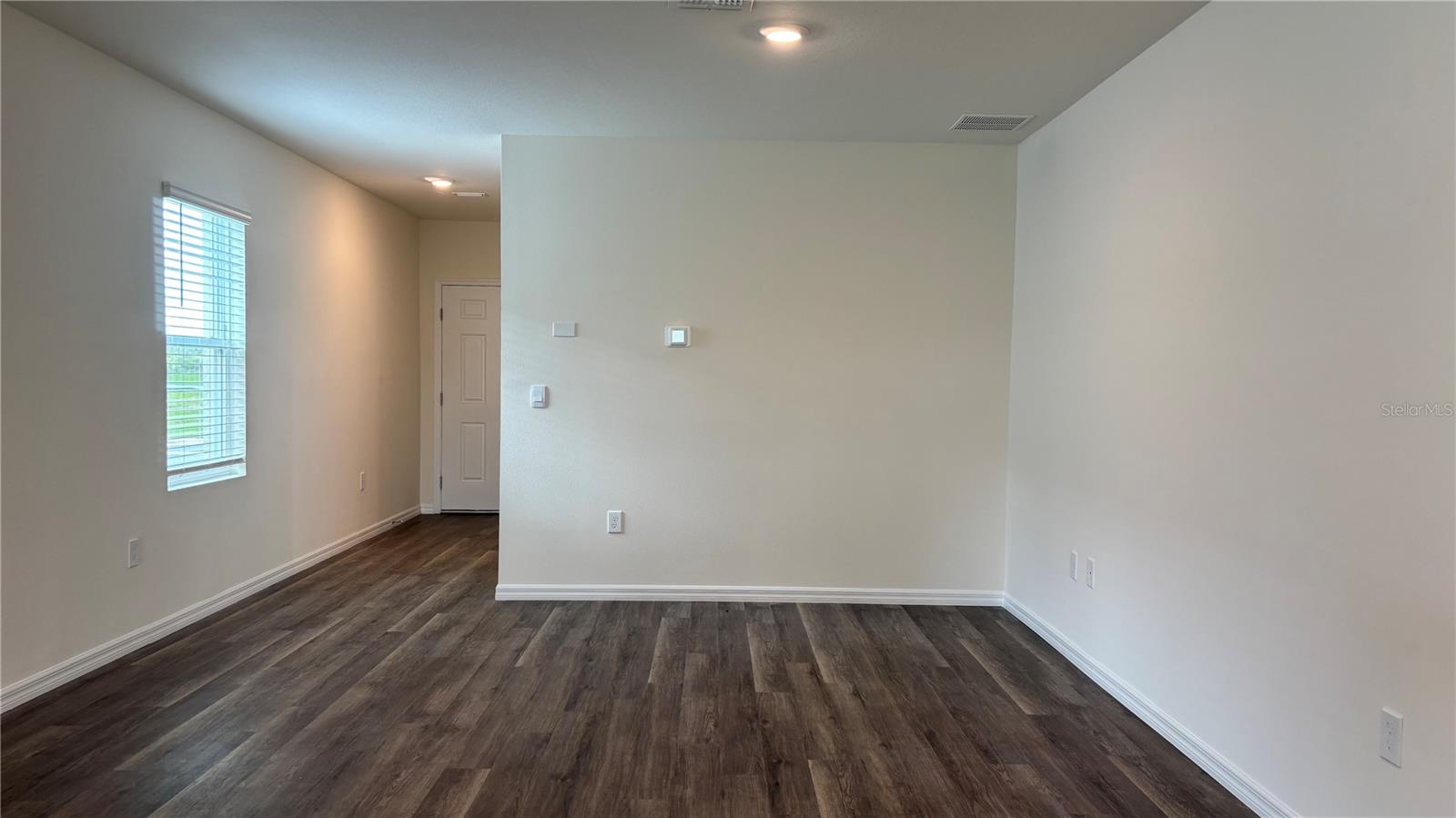 Image 32 of 34 For 1676 Hummingbird Road