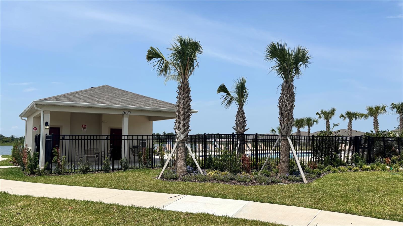 Image 6 of 34 For 1676 Hummingbird Road