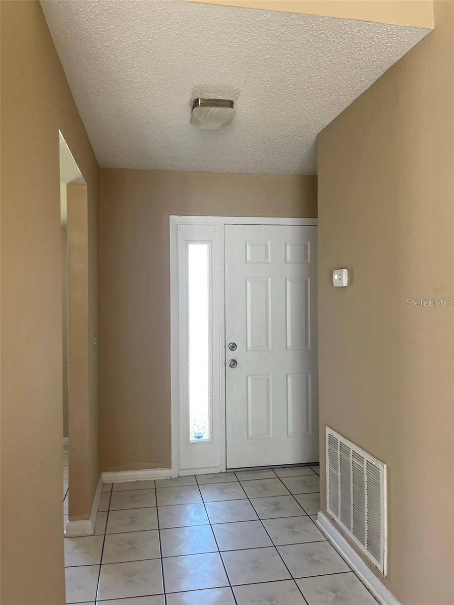 Image 4 of 19 For 13148 San Antonio Woods Lane