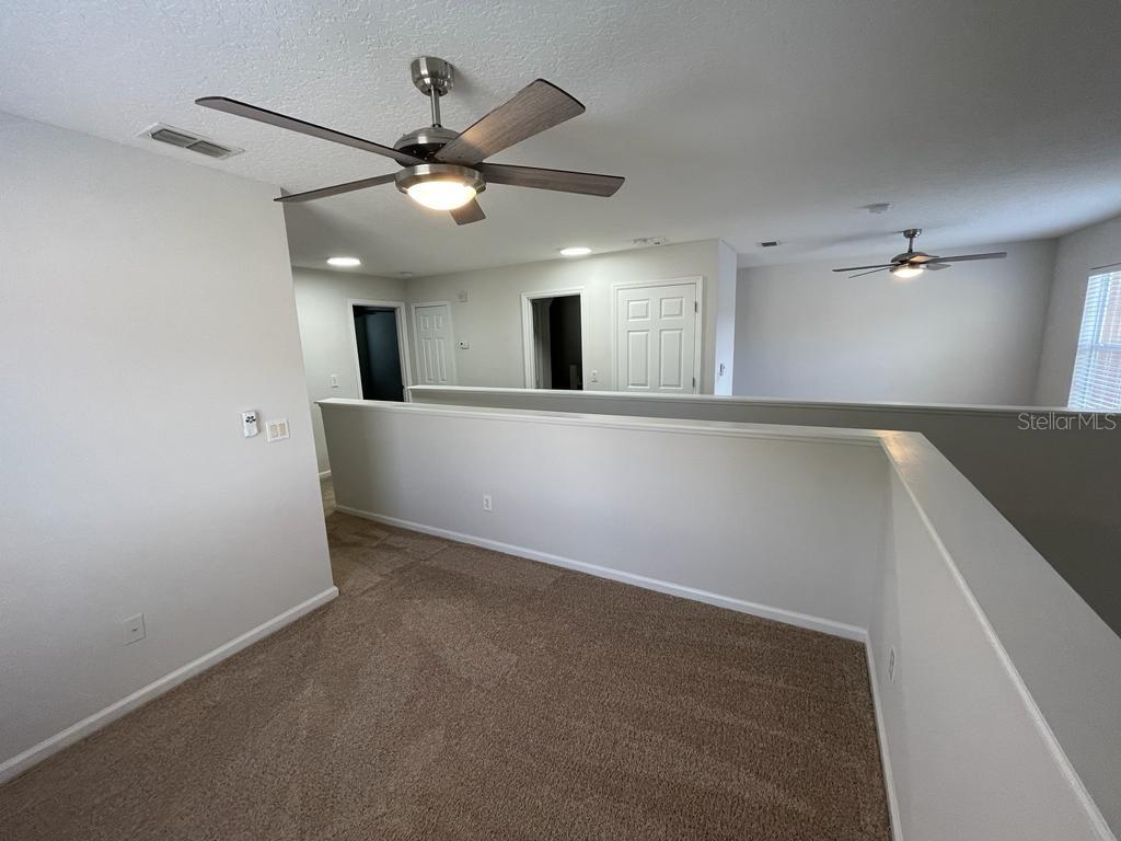 Image 21 of 35 For 16187 Old Ash Loop