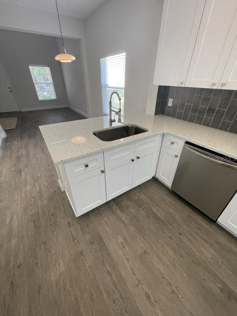 Image 7 of 35 For 16187 Old Ash Loop