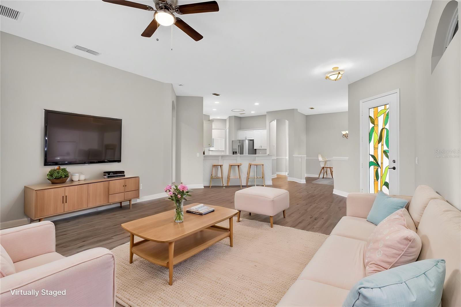 Image 3 of 41 For 216 Lamonte Point Court