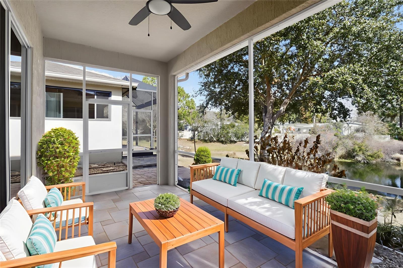 Image 33 of 41 For 216 Lamonte Point Court