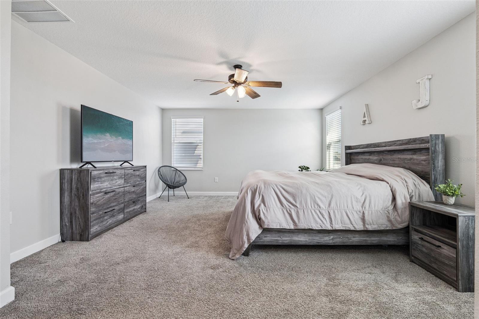 Image 29 of 66 For 11525 Rhyme Avenue