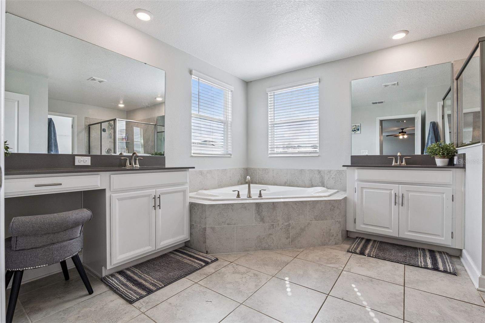 Image 30 of 66 For 11525 Rhyme Avenue