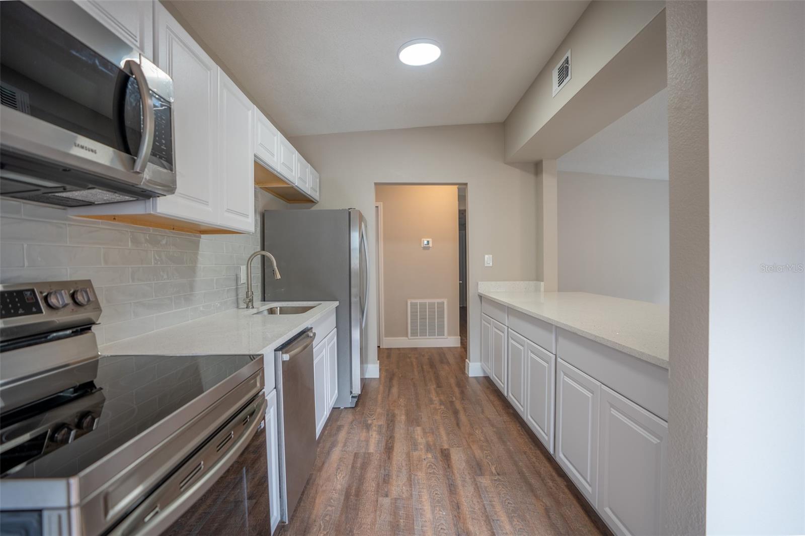 Image 5 of 20 For 2330 Coldstream Drive