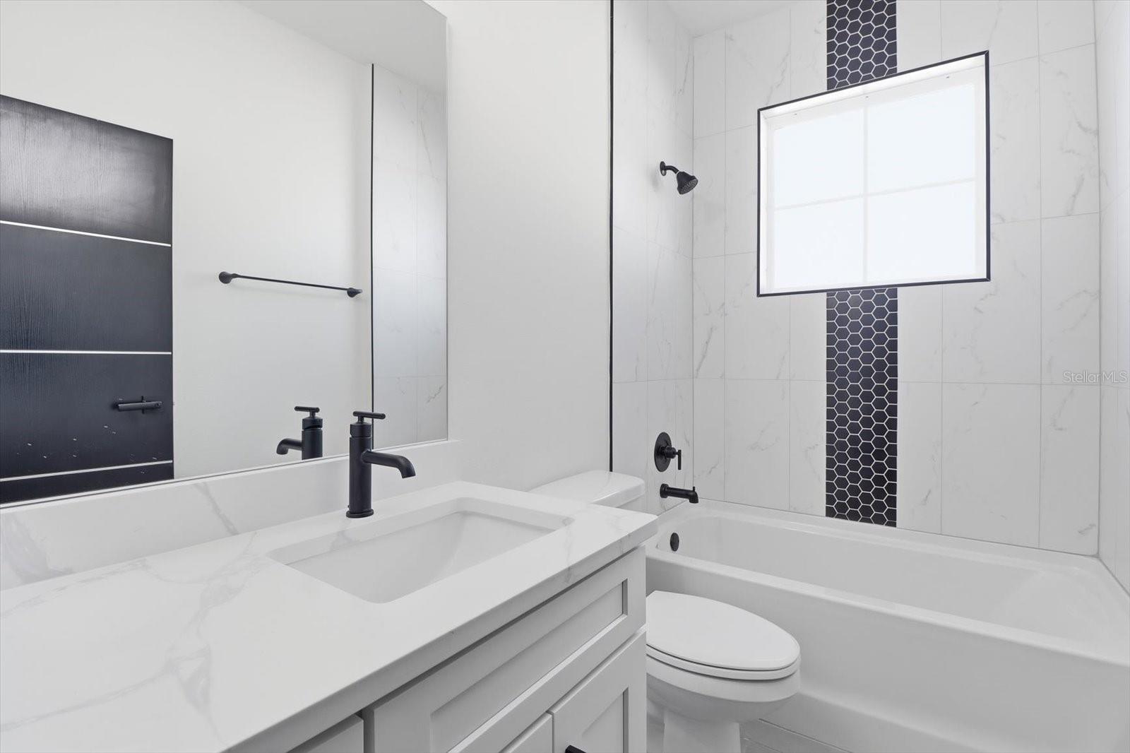 Image 24 of 36 For 3926 Sw 133rd Loop