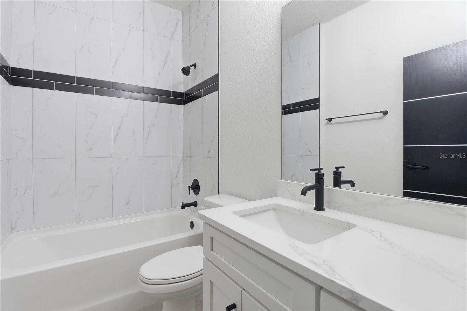 Image 28 of 36 For 3926 Sw 133rd Loop