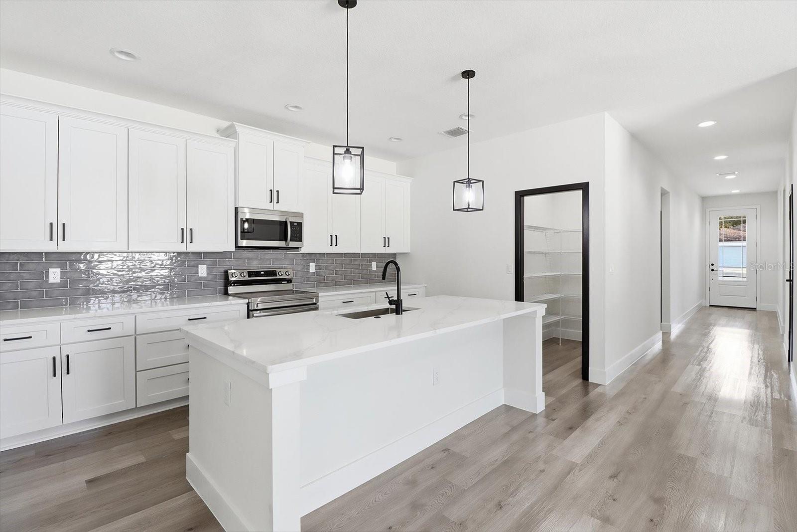 Image 9 of 36 For 3926 Sw 133rd Loop