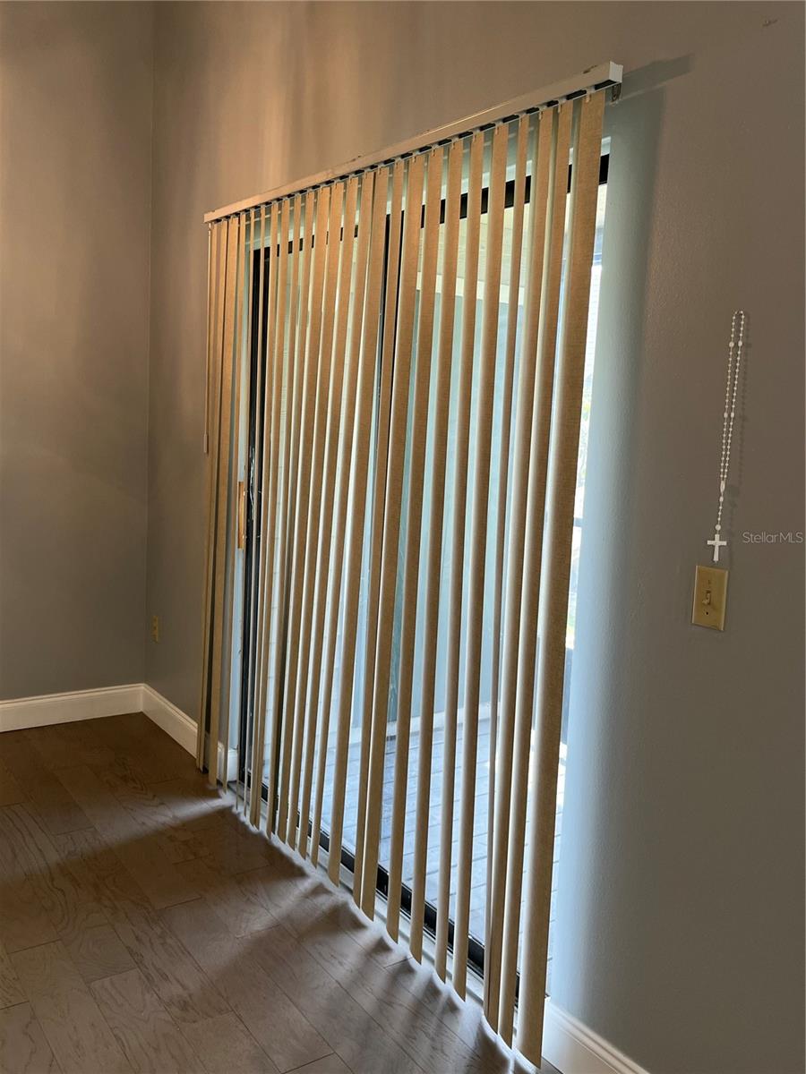 Image 14 of 37 For 537 Sun Ridge Place 201