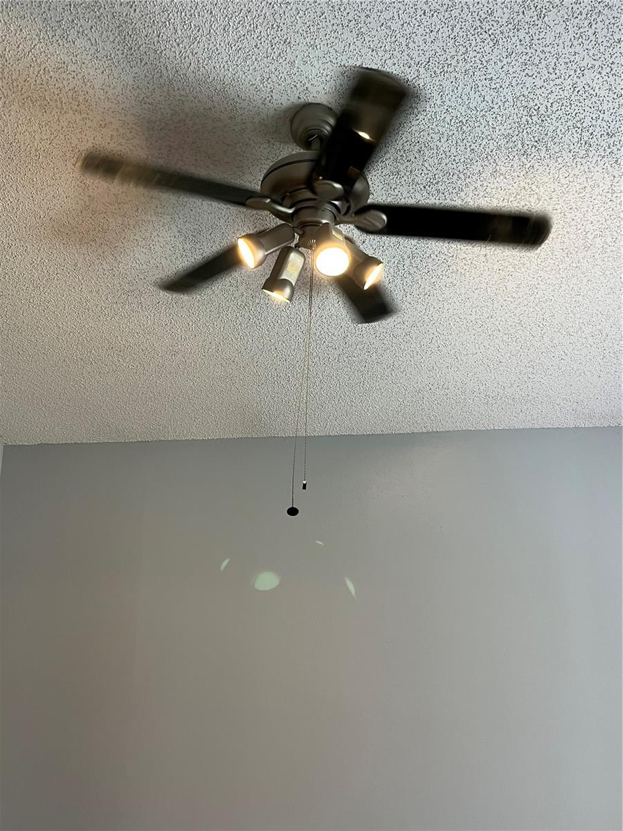 Image 20 of 37 For 537 Sun Ridge Place 201