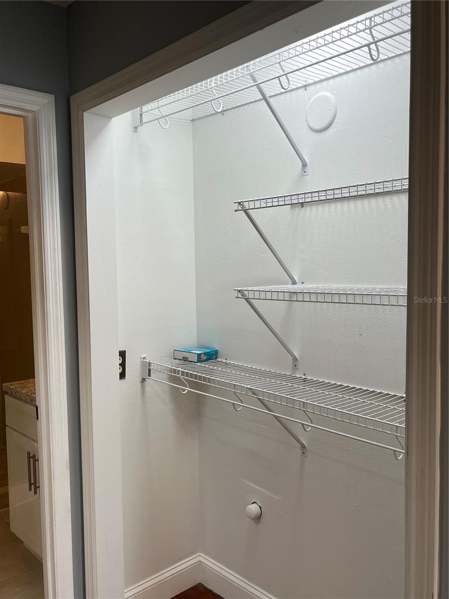 Image 21 of 37 For 537 Sun Ridge Place 201