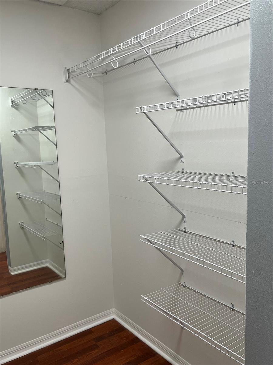 Image 22 of 37 For 537 Sun Ridge Place 201