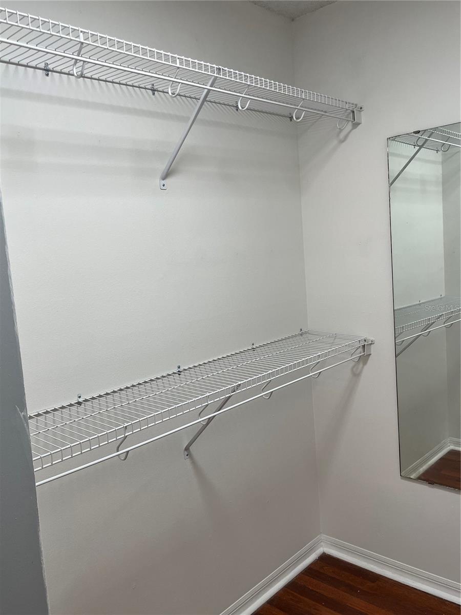 Image 23 of 37 For 537 Sun Ridge Place 201