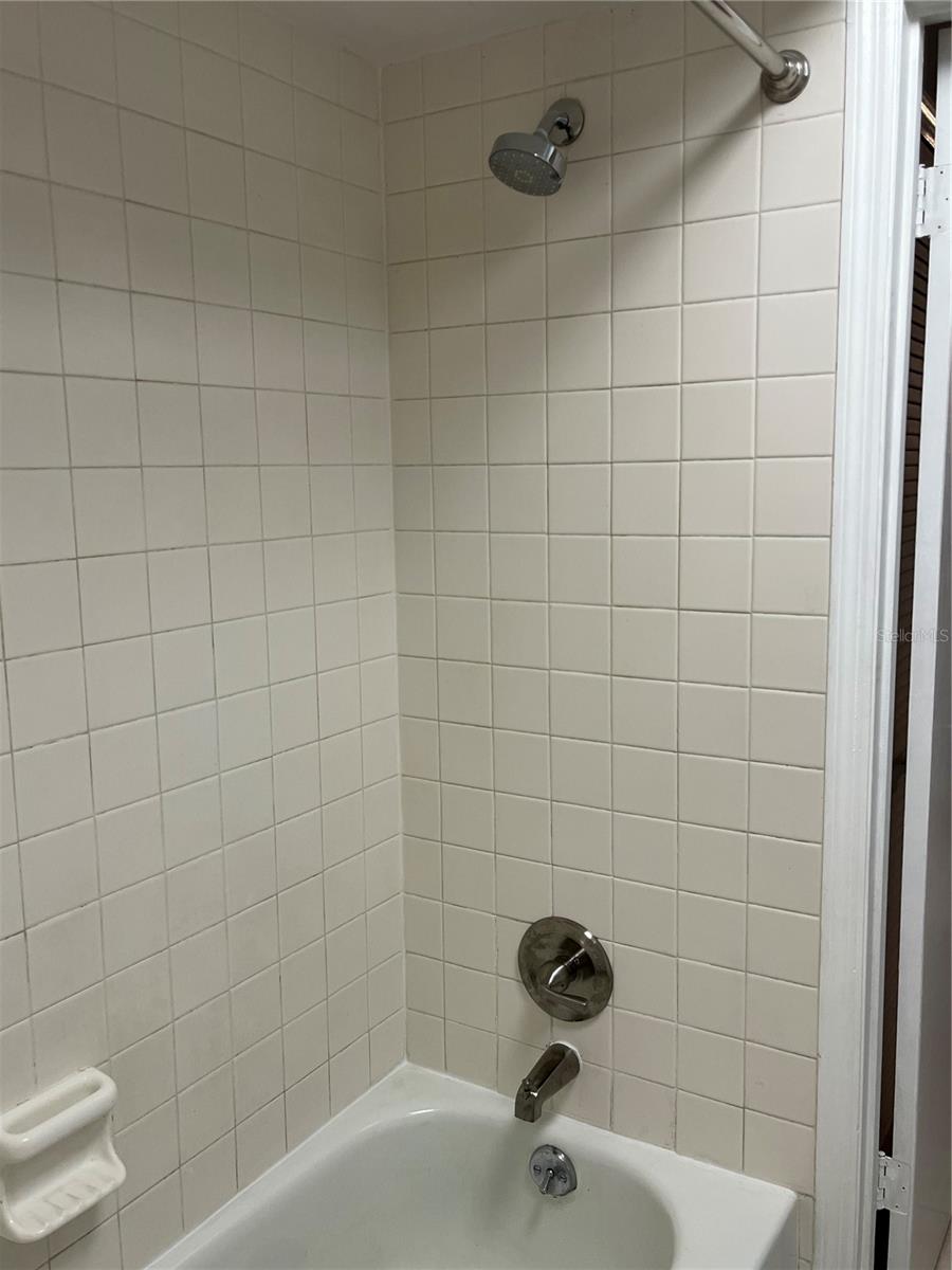 Image 30 of 37 For 537 Sun Ridge Place 201