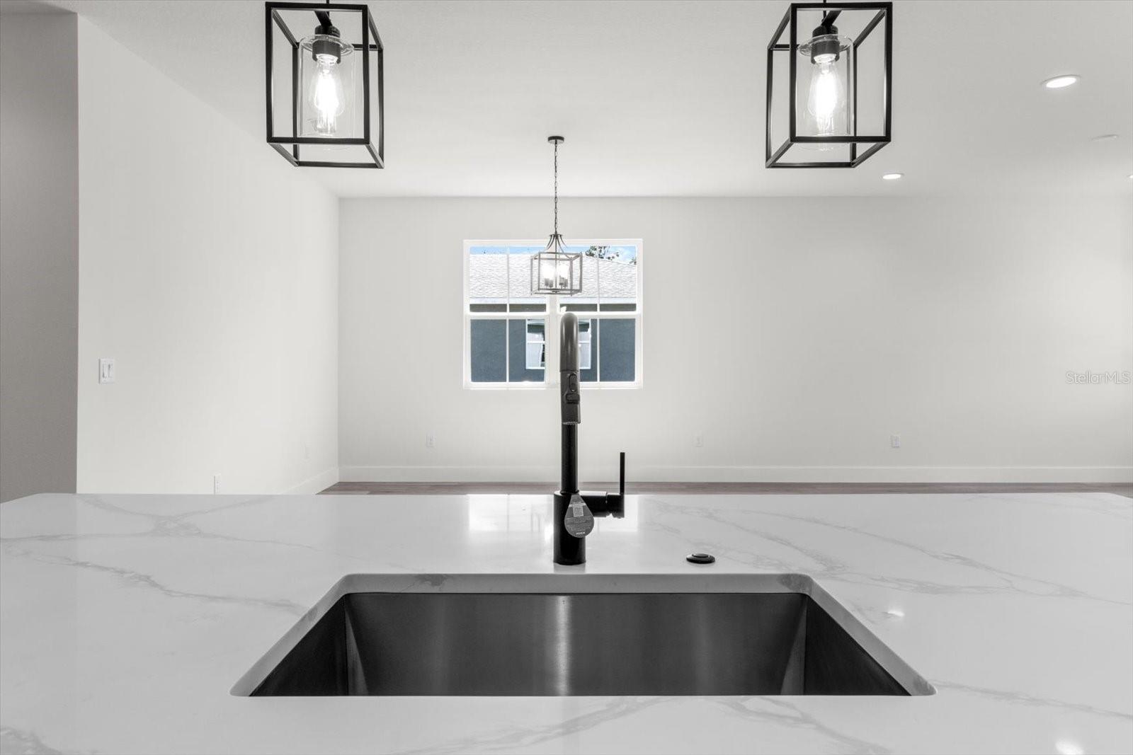 Image 16 of 36 For 3932 Sw 133rd Loop