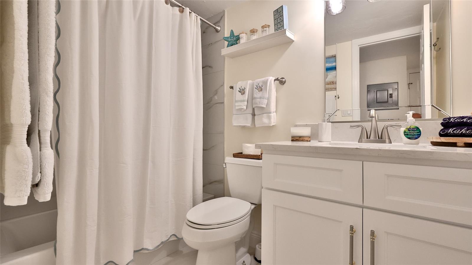 Image 13 of 35 For 4141 Atlantic Avenue 504