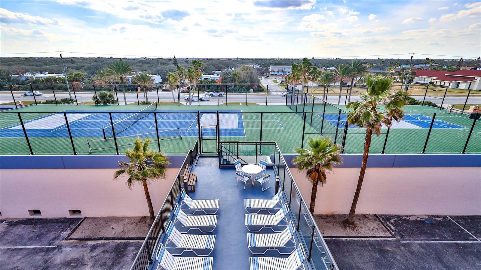 Image 29 of 35 For 4141 Atlantic Avenue 504