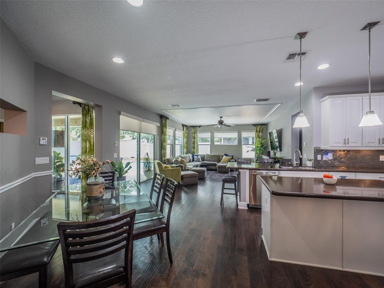 Image 16 of 63 For 4443 Pine Gold Avenue