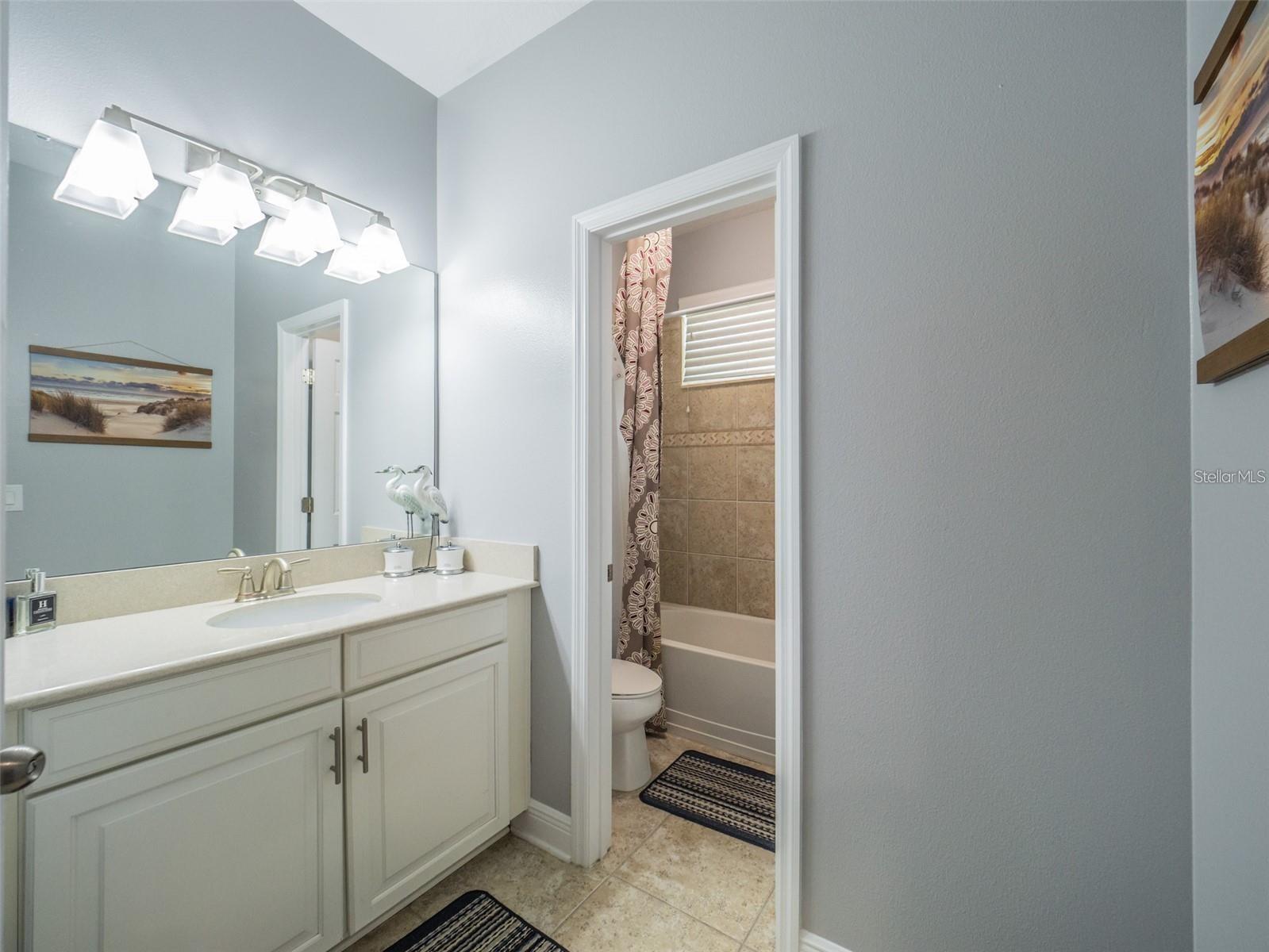 Image 36 of 63 For 4443 Pine Gold Avenue