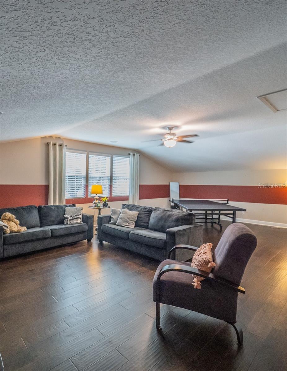 Image 43 of 63 For 4443 Pine Gold Avenue