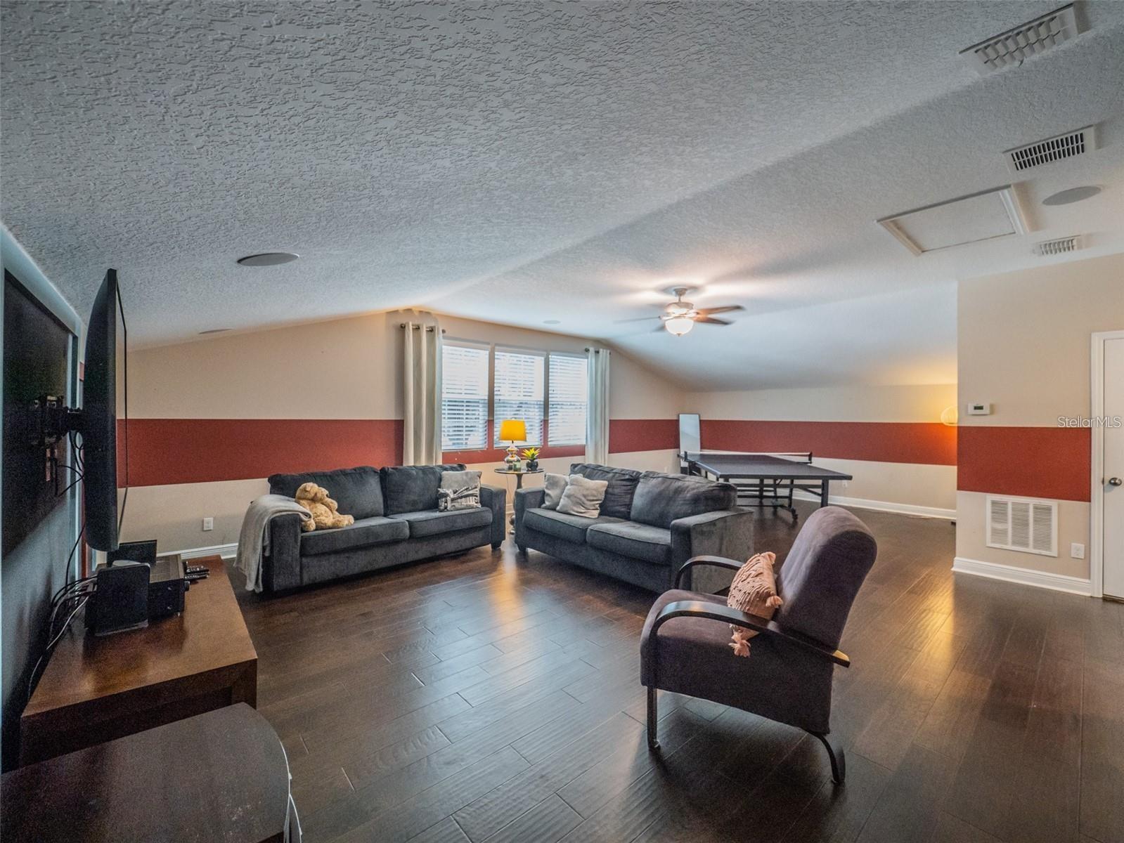 Image 48 of 63 For 4443 Pine Gold Avenue