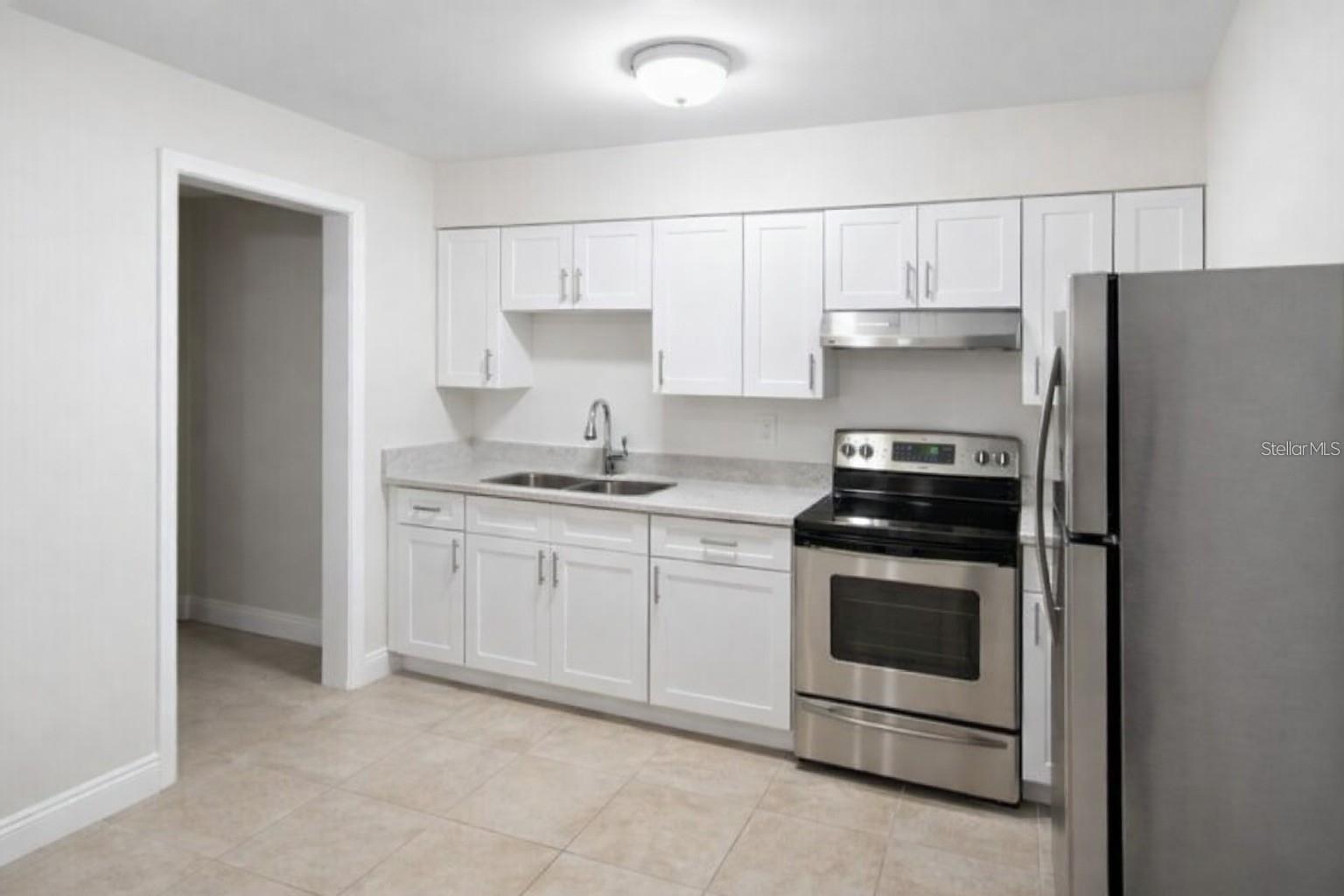 Image 3 of 7 For 717 Lunar Lake Circle