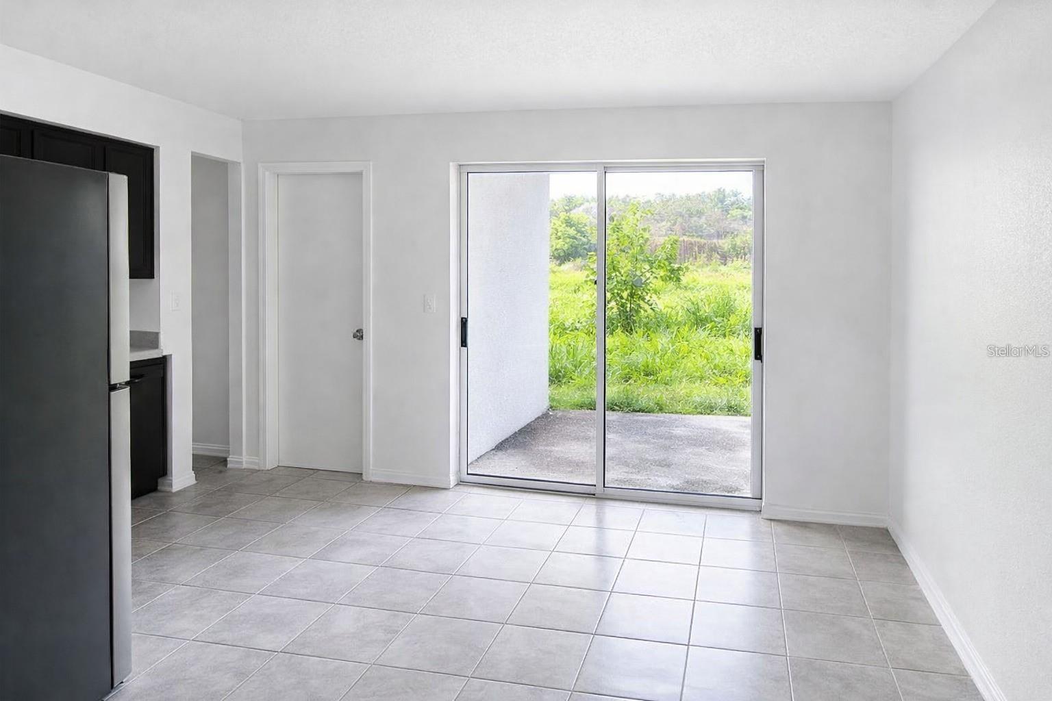 Image 6 of 7 For 717 Lunar Lake Circle