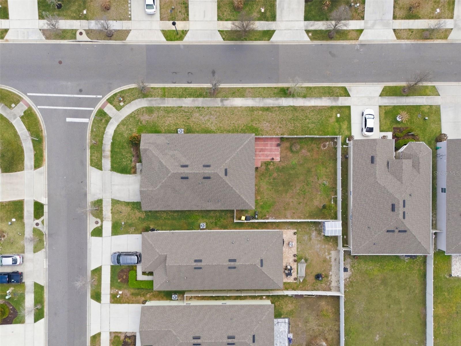 Image 20 of 24 For 869 Gunnison Drive