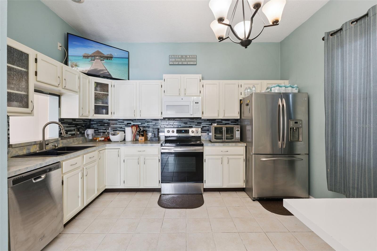 Image 11 of 21 For 8013 Aspencrest Court