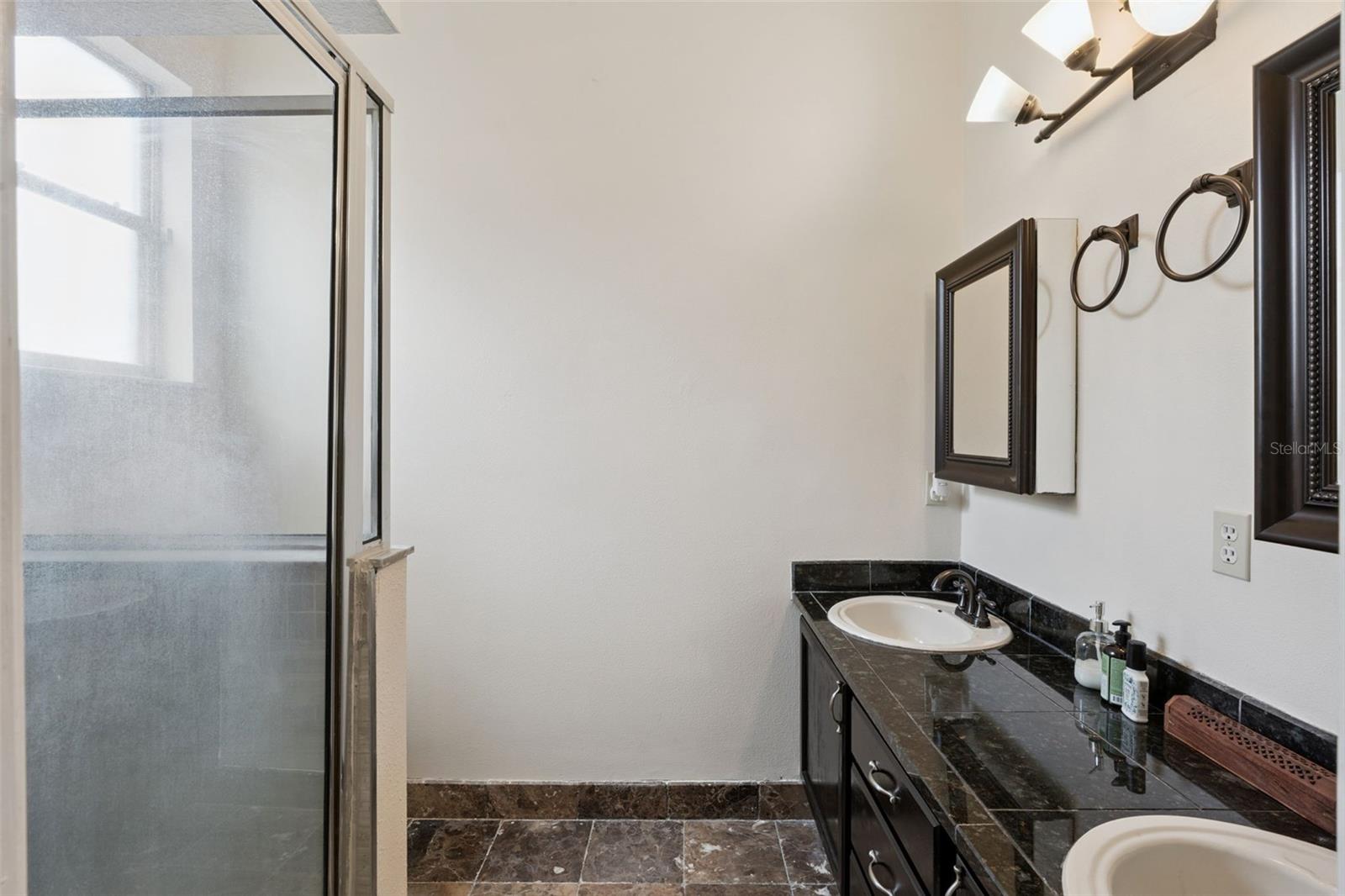 Image 13 of 21 For 8013 Aspencrest Court