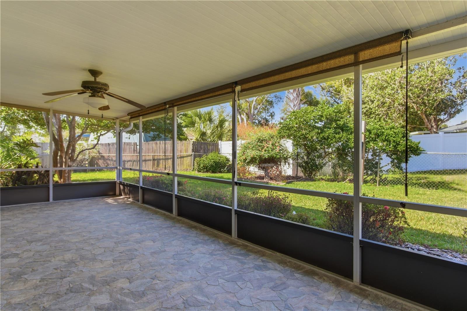 Image 30 of 51 For 127 Mark David Boulevard