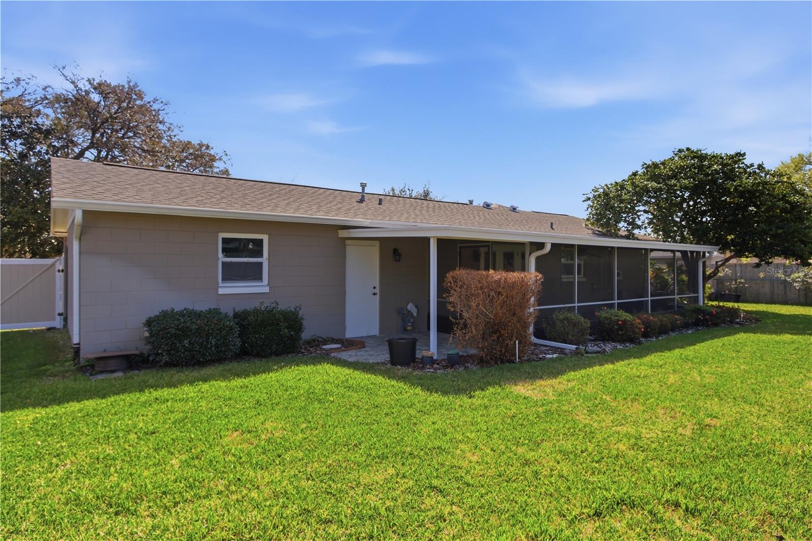 Image 38 of 51 For 127 Mark David Boulevard