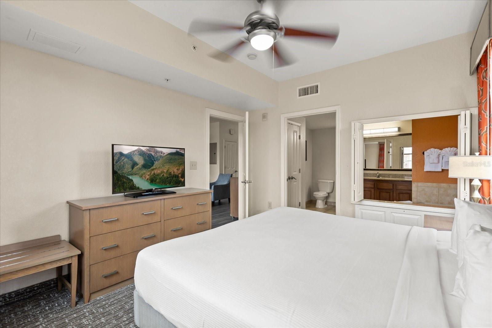 Image 17 of 61 For 12539 Floridays Resort Drive 404d