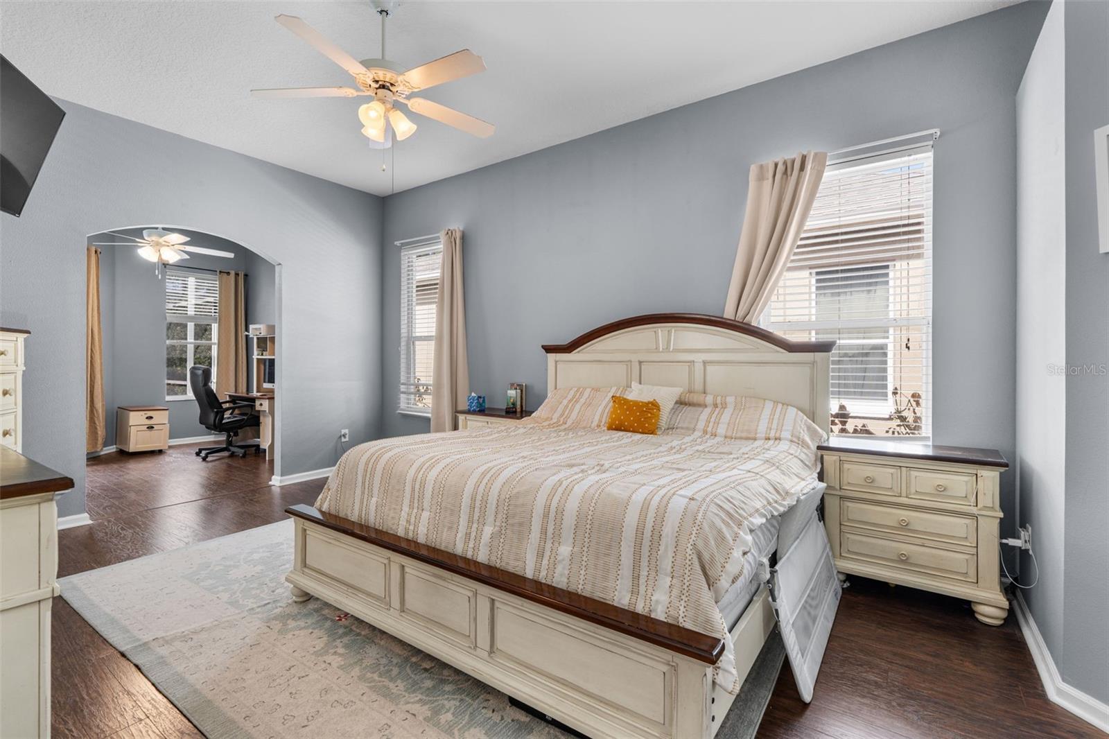 Image 23 of 52 For 269 Randon Terrace